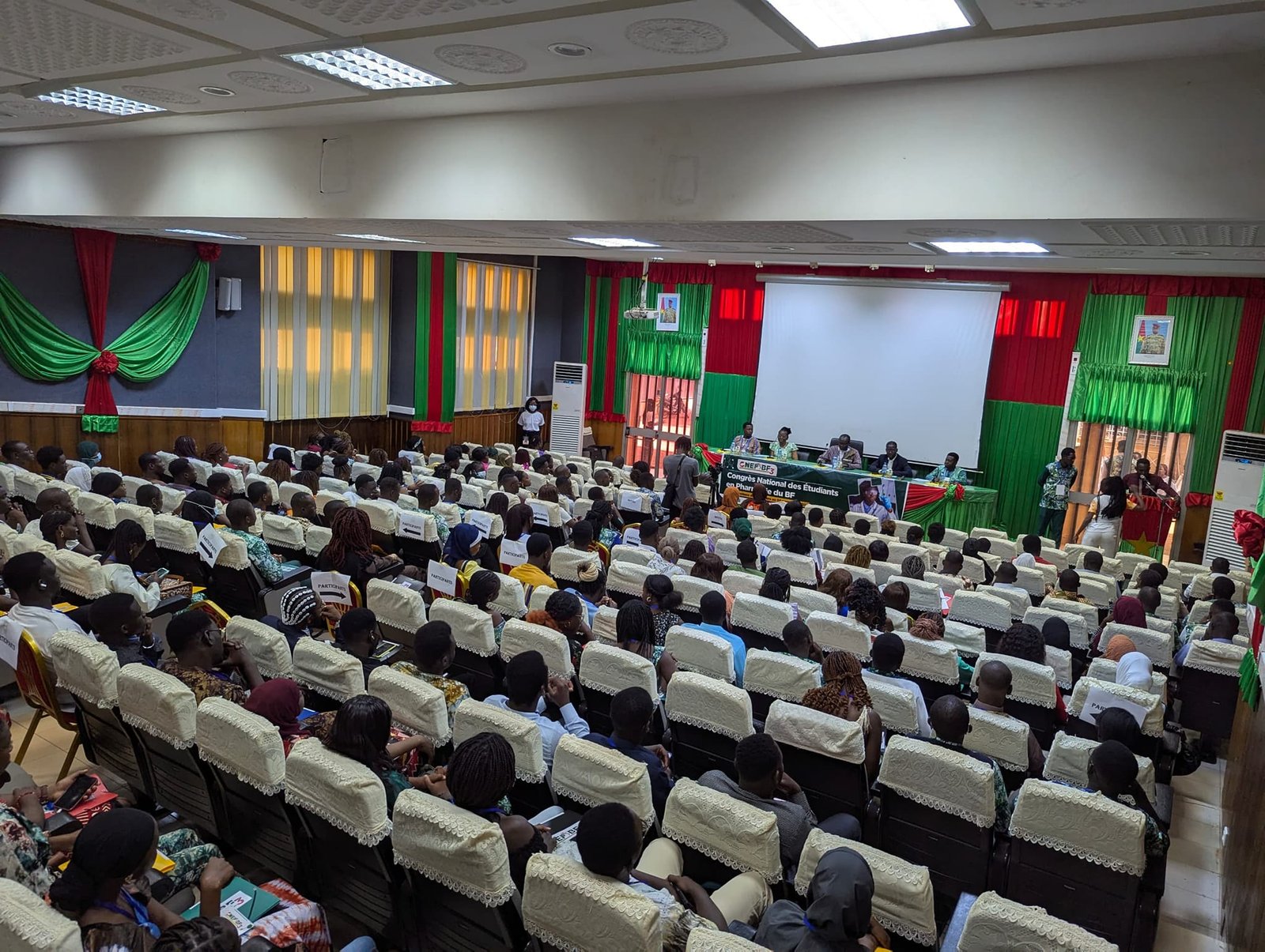 Photo de l'initiative CHART , Partenaire d'impression et de Graphisme à la 3ème édition du CNEP